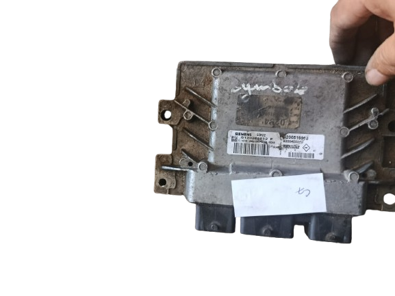 Calculateur Moteur Renault Kangoo 1.2 S120201212F, 8200516963, 8200400246 kangoo 1
