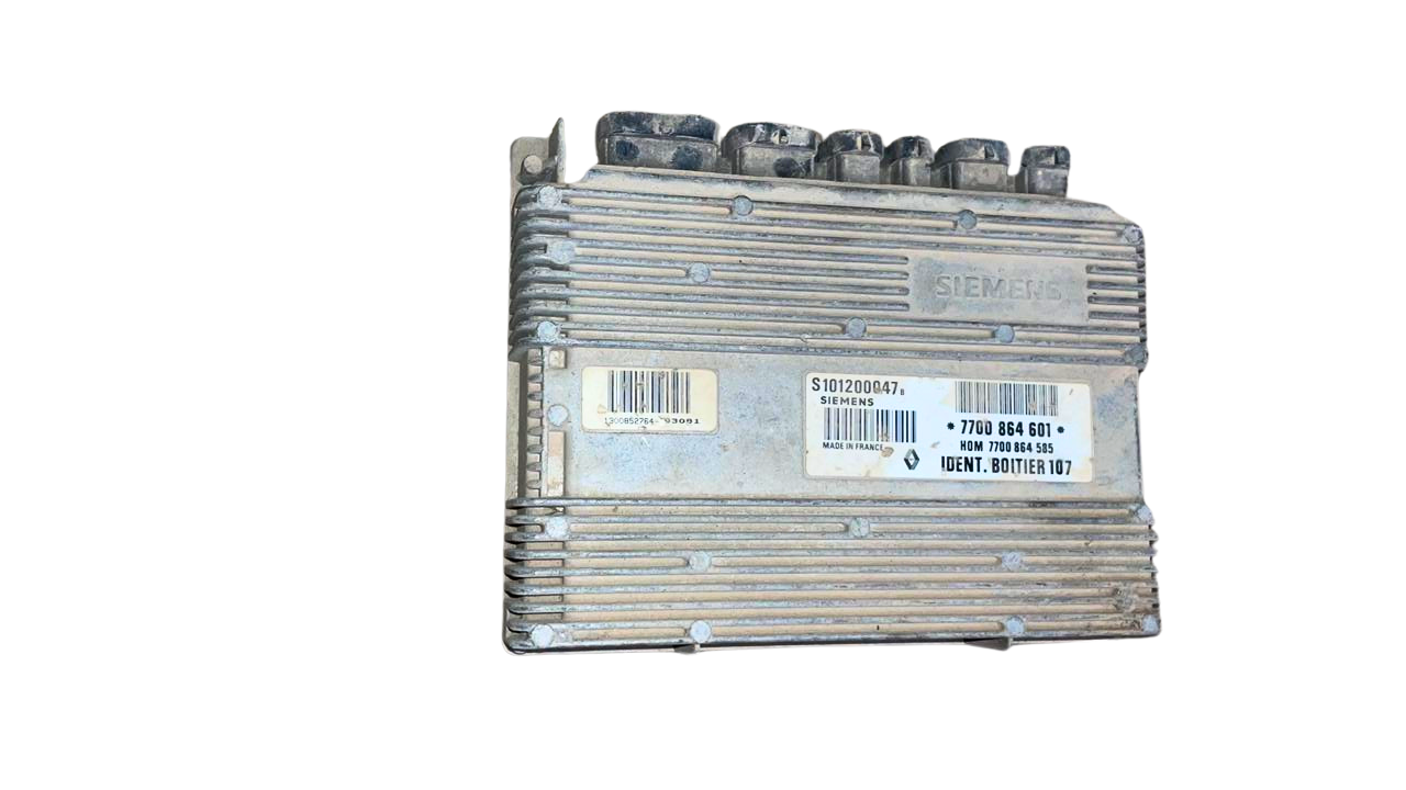 Calculateur RENAULT F3643 S101200047B 7700864601