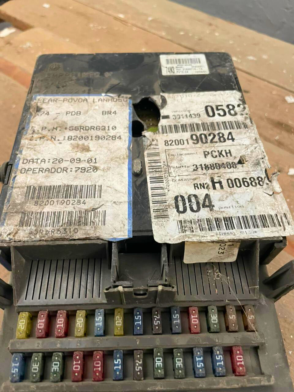 Boîte à fusibles 8200190284 55RDR6344Renault Laguna Sagem