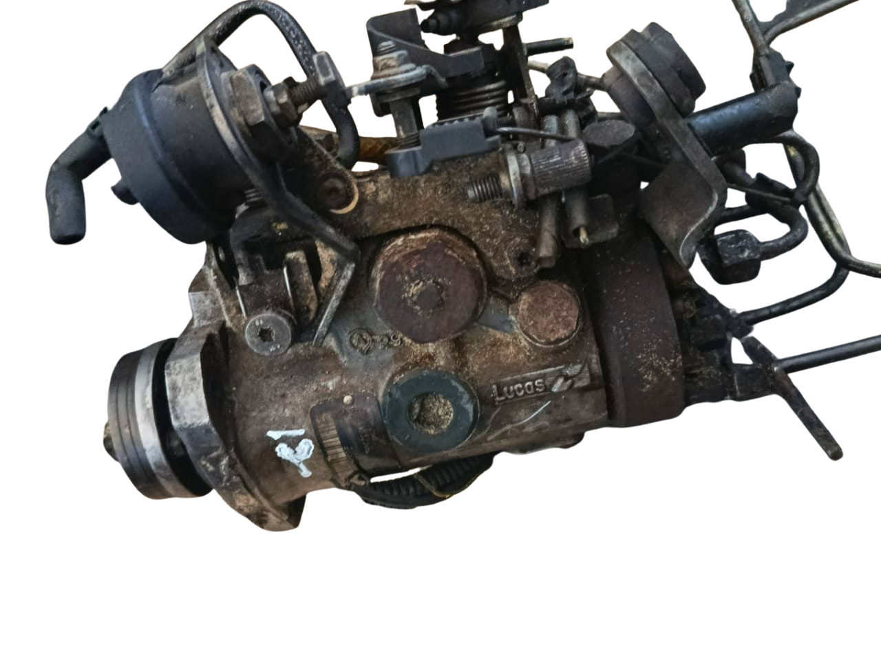 pompe d’injection diesel Lucas – référence R8445B323D/Citroën Berlingo I/II/Peugeot Partner I/II/Citroën Xsara II/Peugeot 306 Phase 2/Fiat Scudo / Ulysse/1.9 D
