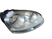 Phare Avant Droit (Passenger Side Headlamp) pour Volkswagen Golf GTI (2005-2010)