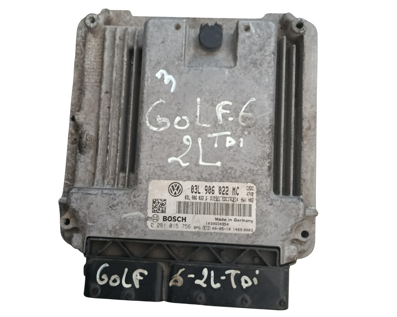 Calculateur moteur Bosch 0281015756 /golf6 passat b6/ b7  tiguan a3 8p a4 b8 leon 1p octavia2/ 2.0 tdi 16v