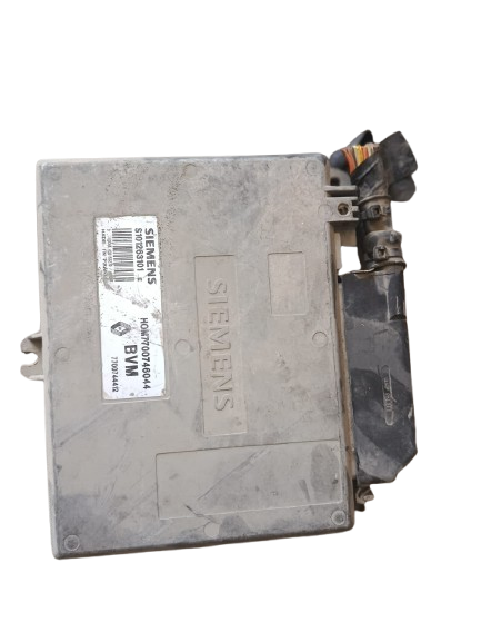 Calculateur moteur 7700744412  r21
