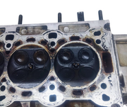 CULASSE DE MOTEUR 55355431 AVEC ARBRES À CAMES OPEL 1.0 12V Z10XEP CORSA C D tigra twin top combo c agilia a 1.0 12v