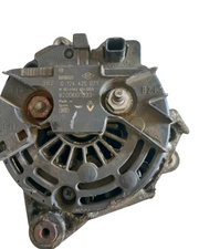 Alternateur 8200660033 0124425071 Bosch Renault /clio3 megane2 3 scenic2 3 modus grand modus twingo2 kangoo2 / dacia logan sandero lodgy/ nissan micra note nv200/ 1.5 dci