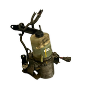 Pompe De Direction Assistée Ford  4M513K514BD  1.6 tdci2.0 tdci /focus 2 c-max (214) kuga 1 (c394) /