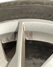 4 jentes allu + pneut  205/60 R 16 audi A4  A3 2018