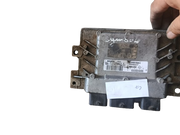 Calculateur Moteur Renault Kangoo 1.2 S120201212F, 8200516963, 8200400246 kangoo 1