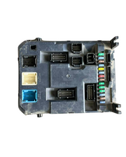 Calculateur boite fusible  9666952080 BSI X02-00 Peugeot Citroen 1.4 hdi 1.6 hdi / 207 207+ c3 1c3 2 c4 1 c2 c3 c8 ulysse2