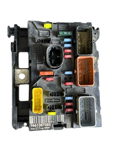 Calculateur BSM-L11-00 9661087080 PSA 44472 bsi / 1.4 1.6 1.6hdi  2.0hdi /207 207+ 307 307sw 1007 c2 c3 1 2 c4 1 2 c4 cactus/