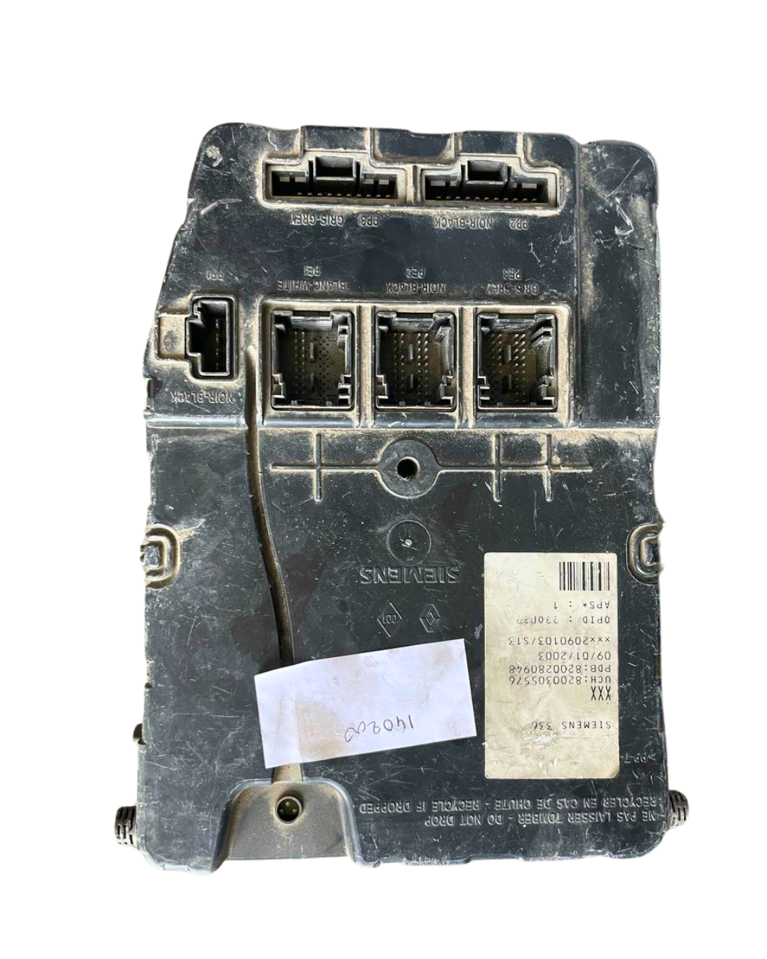 Calculateur UCH X84 N3 8200305576 S118400300I renault 1.9 2.0 dci \ megane2 scenic2 laguna2\