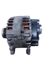 alternateur VW AG 03C903025D/A4 B8 (8K) / A5 (8F/8T) / Q5 (8R) 	Passat B7 	Exeo (3R)  Superb II /2.0 TDI 180A