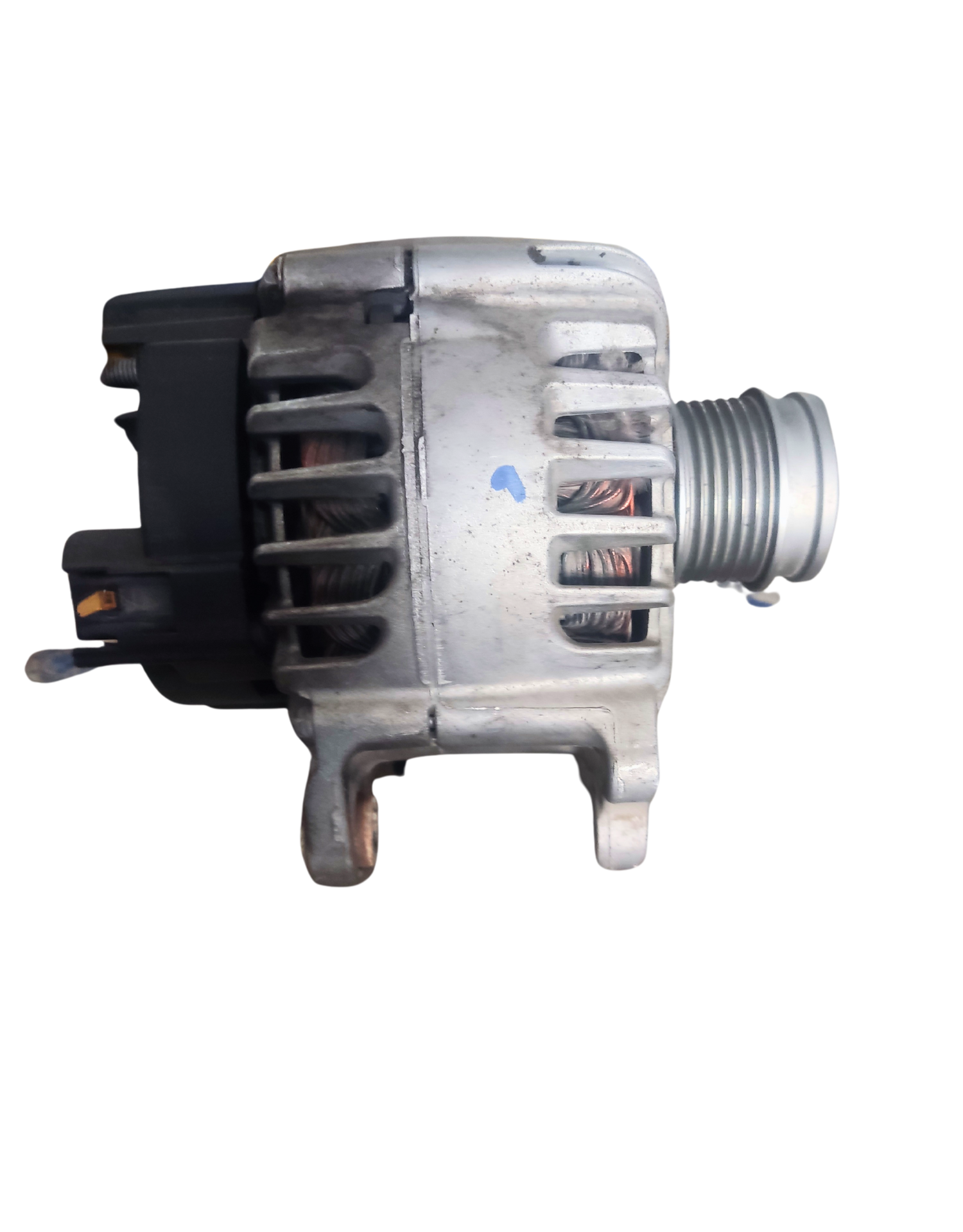 alternateur VW AG 04E903015G.