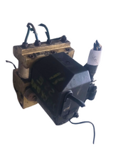 Pompe ABS avec numéro de pièce 0265208008 Renault Safrane