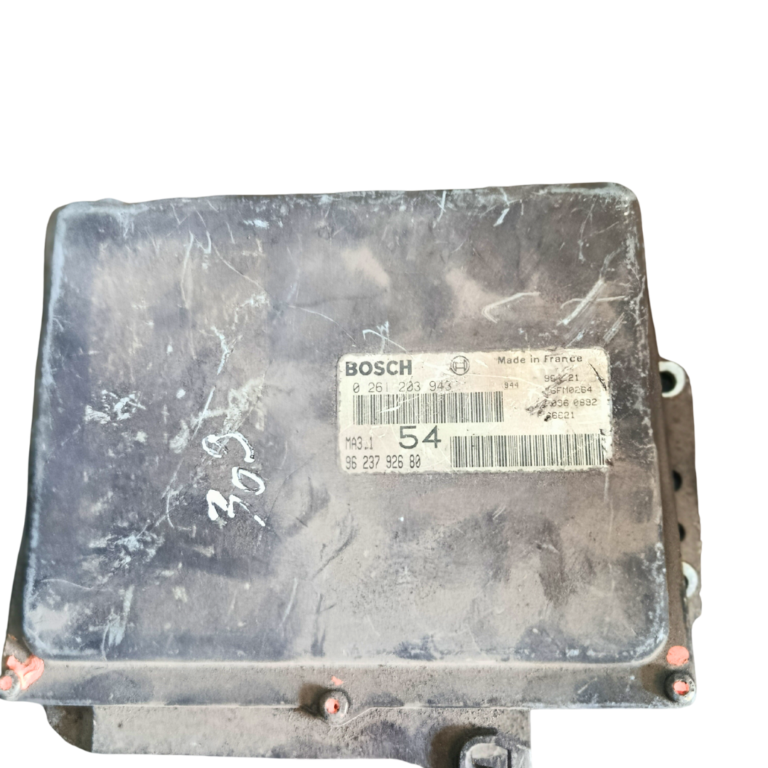 &nbsp;calculateur 0261203943 / 9623792680 (BOSCH MA3.1) 106 AX SAXO 1.0