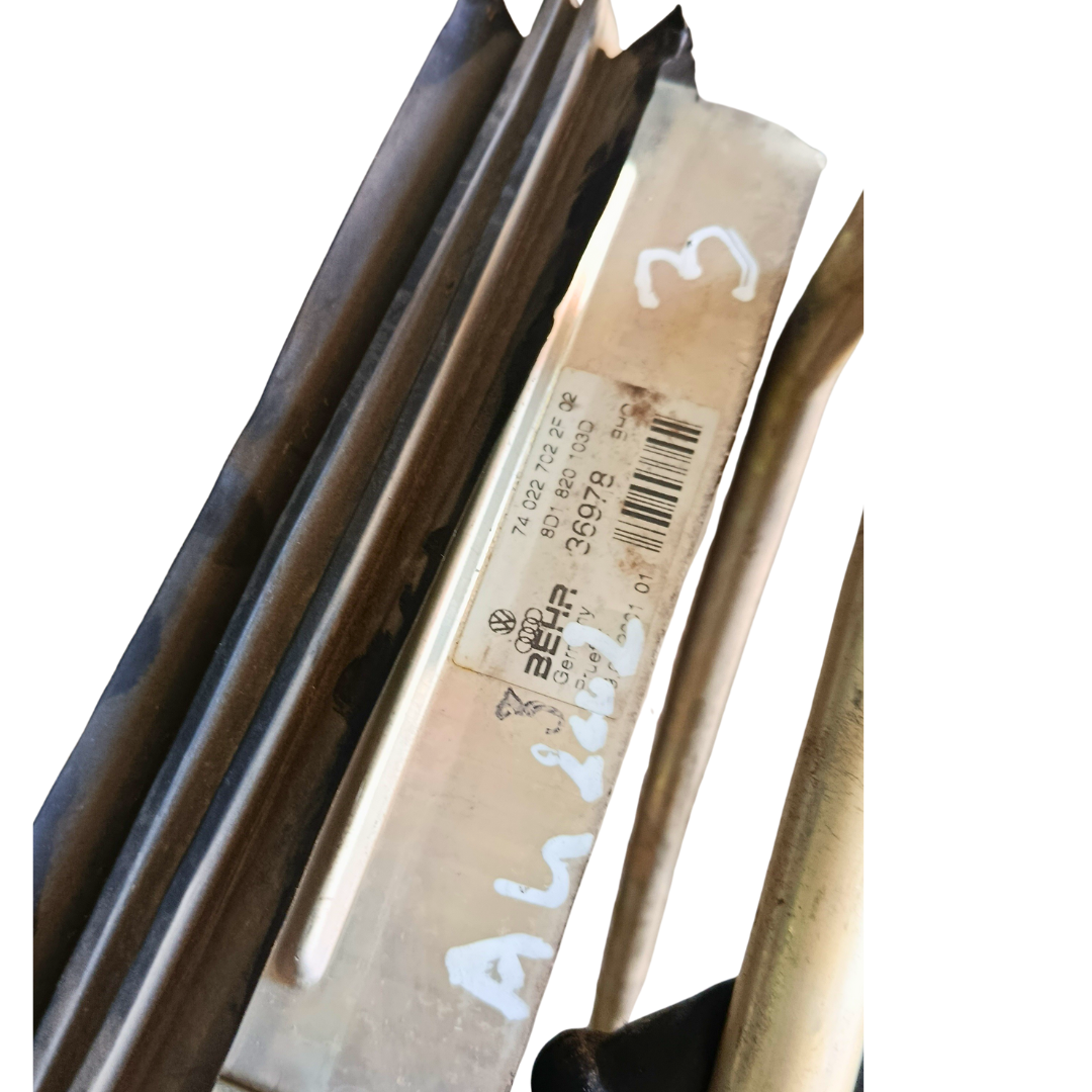 &nbsp;Radiateur de chauffage intérieur – Réf.&nbsp;74 022 702 2F b5 A4 1.9