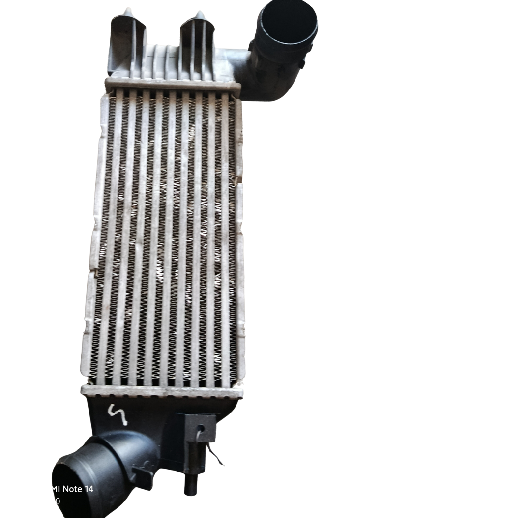 Refroidisseur turbo (intercooler air-air) Références : 817437 (VALEO) – 0384F3 / 384F3 (OEM PSA) c5 406 607 2.0 2.2&nbsp;