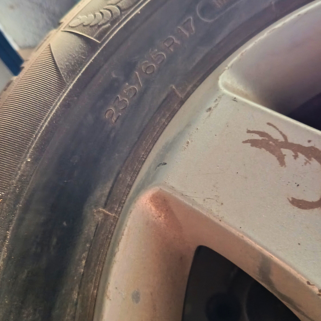4 GENTES ALU  + PNEU TWAREG 245/65R17