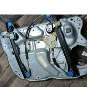 Lève-vitre avant GAUCHE – ref 9N3 2008-5DR (Polo 9N3 5 portes – 2008)