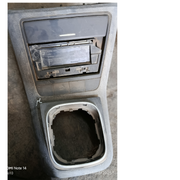 Volkswagen Golf 5 Plus 1,9 Tdi Console Centrale Étagère Capot 5m1857307