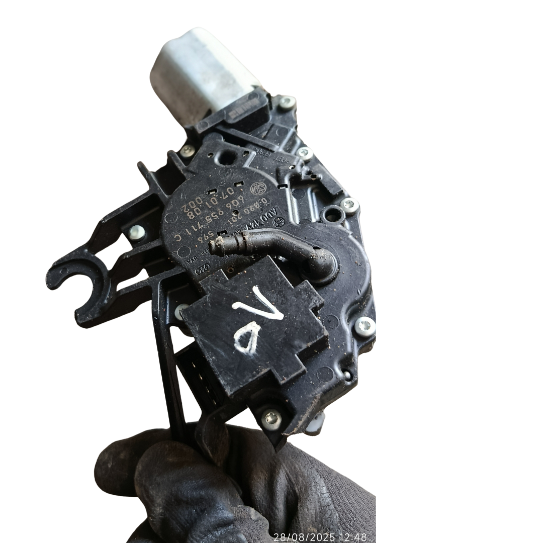 Moteur d’essuie-glace  ARRIERE 6Q6 955 711 C POLO 2  POLO 3 IBIZA  FABIA
