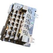 Boîtier de fusibles – ref 82442622 LANCIA CROMA YLYSEE 1.9 MTJ 2.0 MTJ 2.0 MTJ 1.4 JET