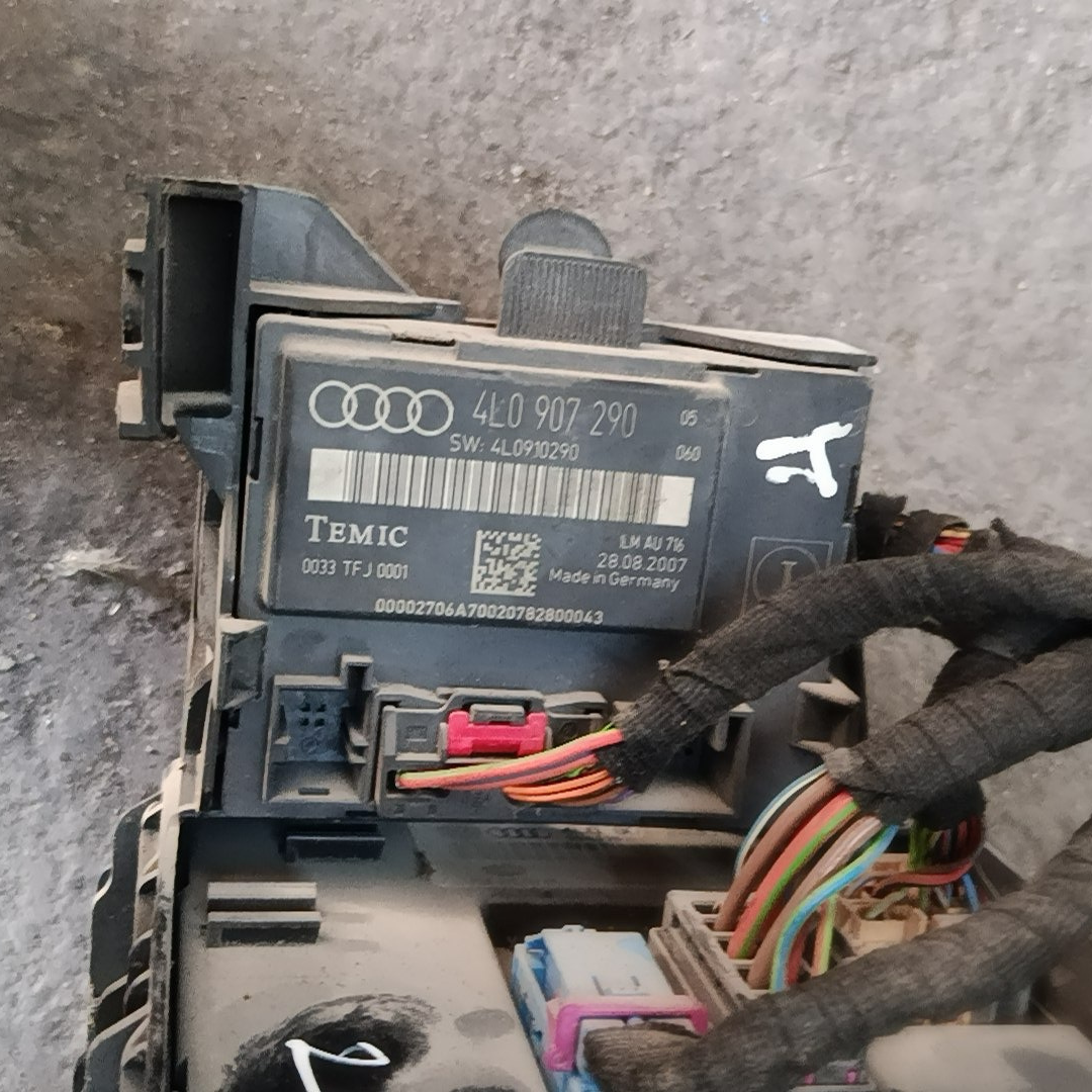Unité de commande (module de porte / confort / hayon) – ref 4L0907290 Q7 3.0 3.6 4.2&nbsp; TDI