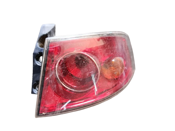 Feu Arrière Droit (Driver Side Right Rear Light) pour SEAT Ibiza 6L (2004)