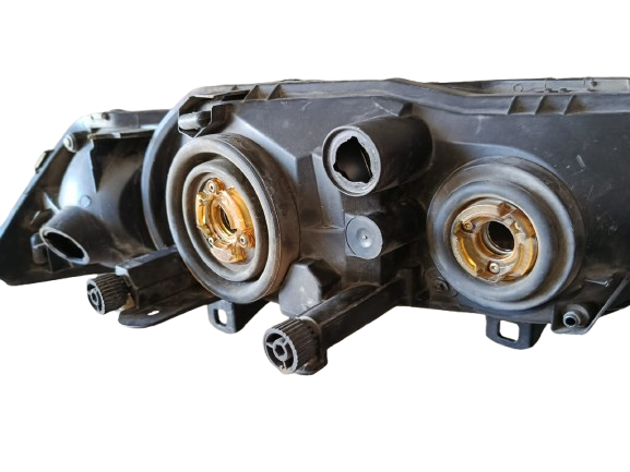 Phare Avant Gauche (Hella Halogen Headlight - Left Side) pour BMW Série 5 E39 (1996-1999)
