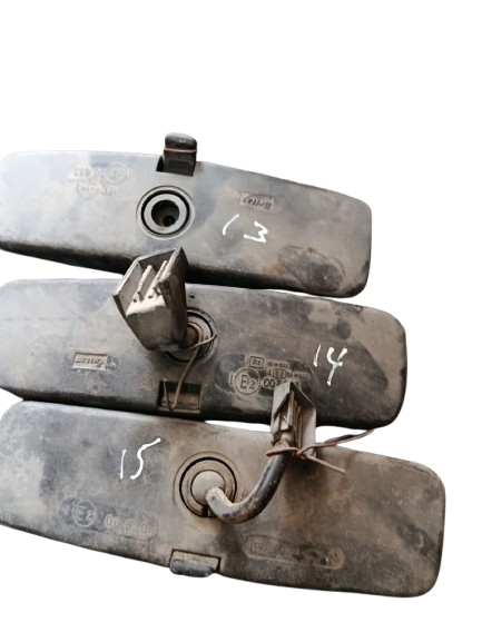 Rétroviseur Intérieur Central pour VOLKSWAGEN Passat - Réf. OEM : 00633 026331 / UK934460-91