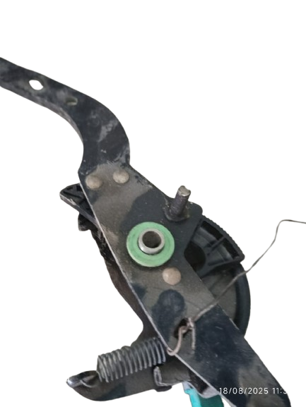 Pédale d'Embrayage RENAULT CLIO II (1998-2005)