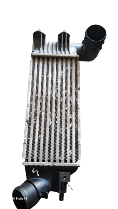 Intercooler / Échangeur Air-Air - Peugeot 406  C5  407 607 C6 2.2 HDi