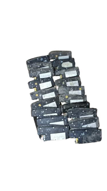 Airbag Siège Conducteur Gauche 1.9/2.0 - VOLKSWAGEN Passat B5 / AUDI A4 B5 - Réf. 3B0 880 239 K / 3B0880239K