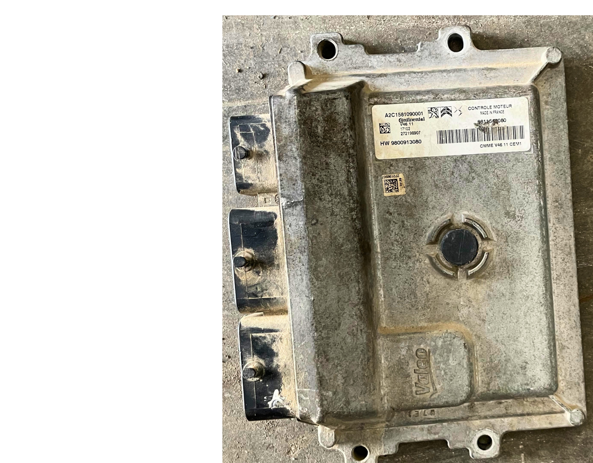 Calculateur 03F906070HH 5WP44824 Skoda Continental