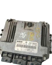 Calculateur 0281011723 bosch laguna 2  espace 4 1.9 dci