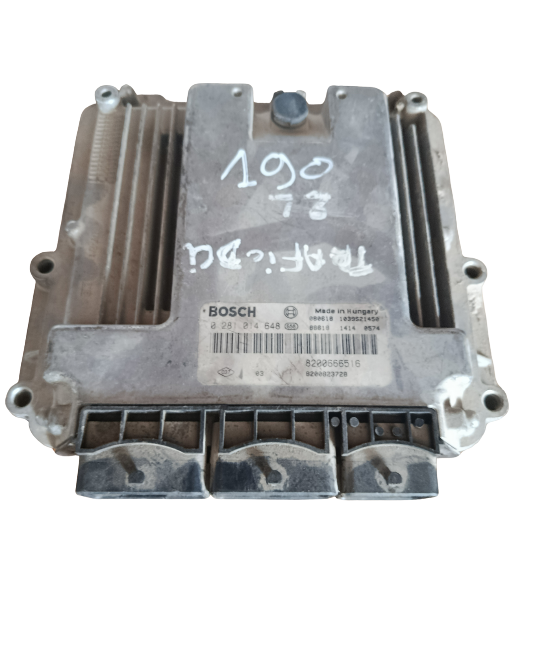 Calculateur 0281014648 / trafic 2 vivaro1 primstar / 2.0 dCi 84 kW / 114 ch