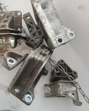 Support Moteur – Réf. 326D75 / master 3  master 4 movano nissan nv 400/ 2.3 dci 16v