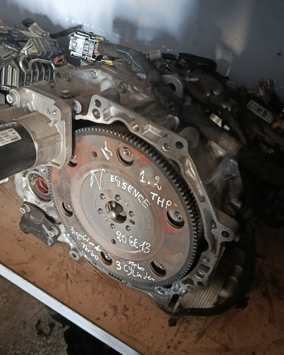 Boîte automatique 6 rapports 20GE13 /208 308 sw 2008 c3 c3 aircross c4 picasso grand picasso spacetourer ds3 ds4 ds7 cossback/ 1.2 puretech  thp