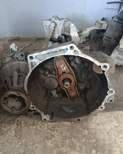Boîte de vitesses ;GQQ 07074/ golf 5 plus  variant jetta 5 passat b6 b7 touran caddy 3 leon 2 toledo 3 altea octavia2 superb2/ 1.9 tdi
