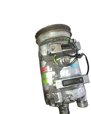 Compresseur Climatisation – Réf. 8D0 260 805 D VW 1.6 1.6 2.0 2.2 2.4 ESSENCE 2.5 2.7 1.9 2.3 TDI\AUDI A4 B5 AUDI A6 C5 PASSAT B5 GOLF4 BORA EXEO