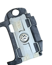 Cache moteur supérieur (capot plastique) – VW Golf V / Jetta / Tiguan / Touran – 1.4 TSI