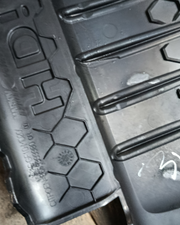 Cache moteur supérieur (capot plastique) – Citroën / Peugeot – 1.6 HDi DV6\ c3 c4 picasso berlingo partner rifter 207 208 308 3008