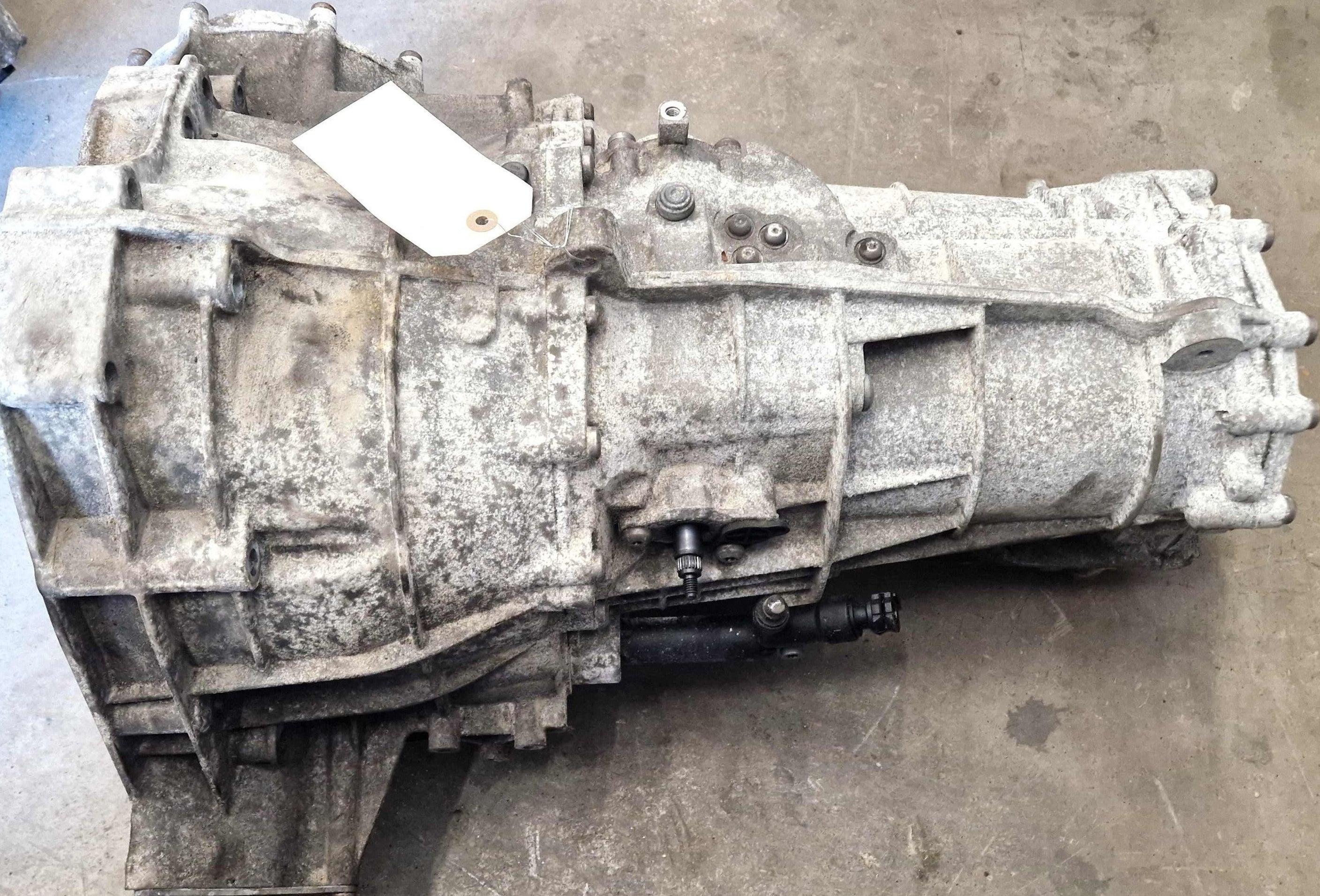 boite vitesse l avec carter – Audi S4 / S5 / S6 / S7 / Q5 – 2010–2017 ;DL501 Réf. 0B4301213F