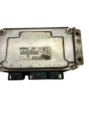 Calculateur  9637838780 ,  0261206246 Bosch  106, saxo1.1 i