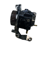 pompe d’injection réf. 9656300380 ;(Bosch HP3 / CP1H) 207 308 407 508 c4 c4 picasso berlingo partner  ford fox c-max  fiat scudo ulysse  mazda 3 mini cooper volvo c30 s40 v50   1.6 hdi ehdi