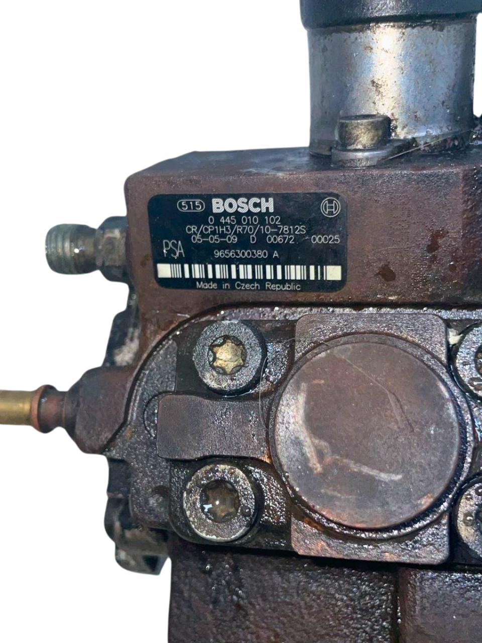 pompe d’injection réf. 9656300380 ;(Bosch HP3 / CP1H) 207 308 407 508 c4 c4 picasso berlingo partner  ford fox c-max  fiat scudo ulysse  mazda 3 mini cooper volvo c30 s40 v50   1.6 hdi ehdi