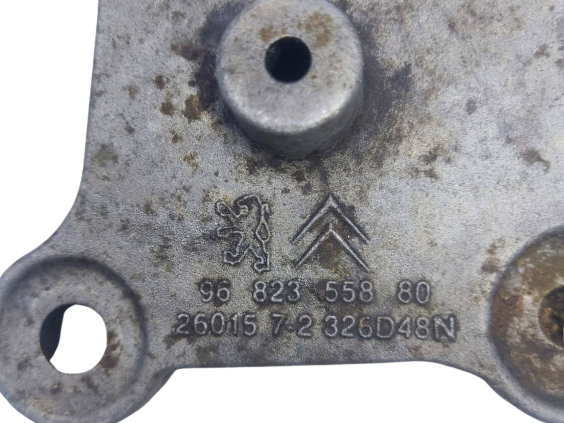 Support Moteur Gauche 9682355880 Peugeot 1.6 hdi 207