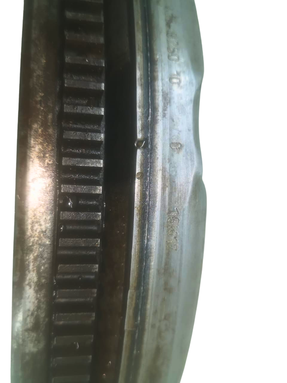 Volant moteur LuK 415025010 (double masse, 6 trous de fixation) golf5 touran b6 b7 variant t5 cady3 a3 leon toledo octavia 1.9 tdi